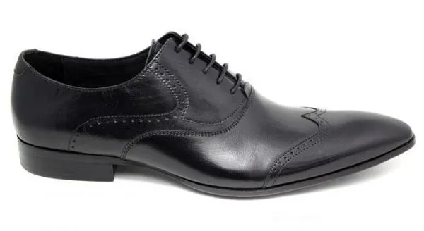 Business Shoes for Men with Bostonian Perforation Design - Black