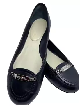 Chanel Black Leather loafer flat shoes EU 37 US 6.5