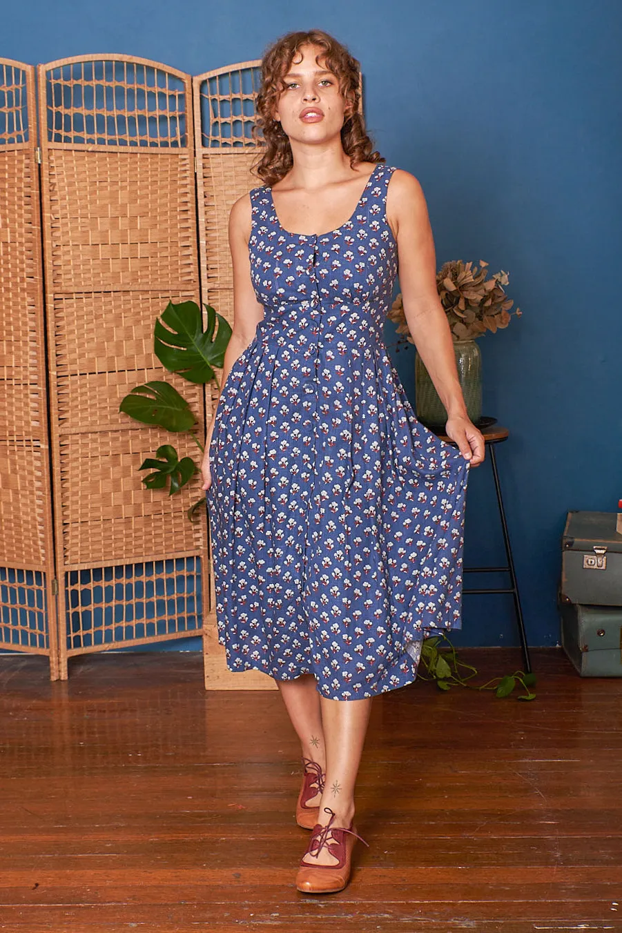 Iva Navy & Cream Floral Linen Dress