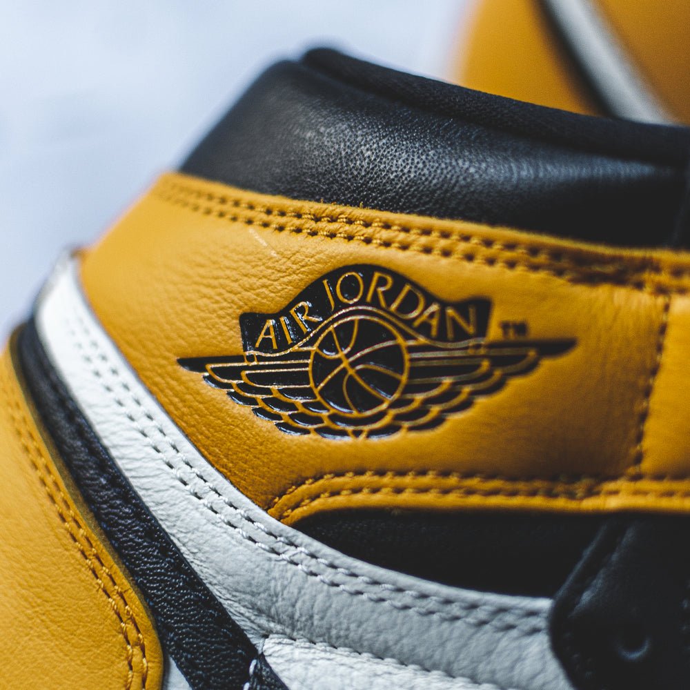 Jordan 1 Retro High OG Yellow Toe