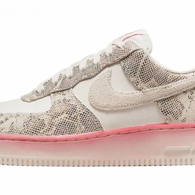 Nike Air Force 1 Low 07 LX Phantom Sail Pink Nebula