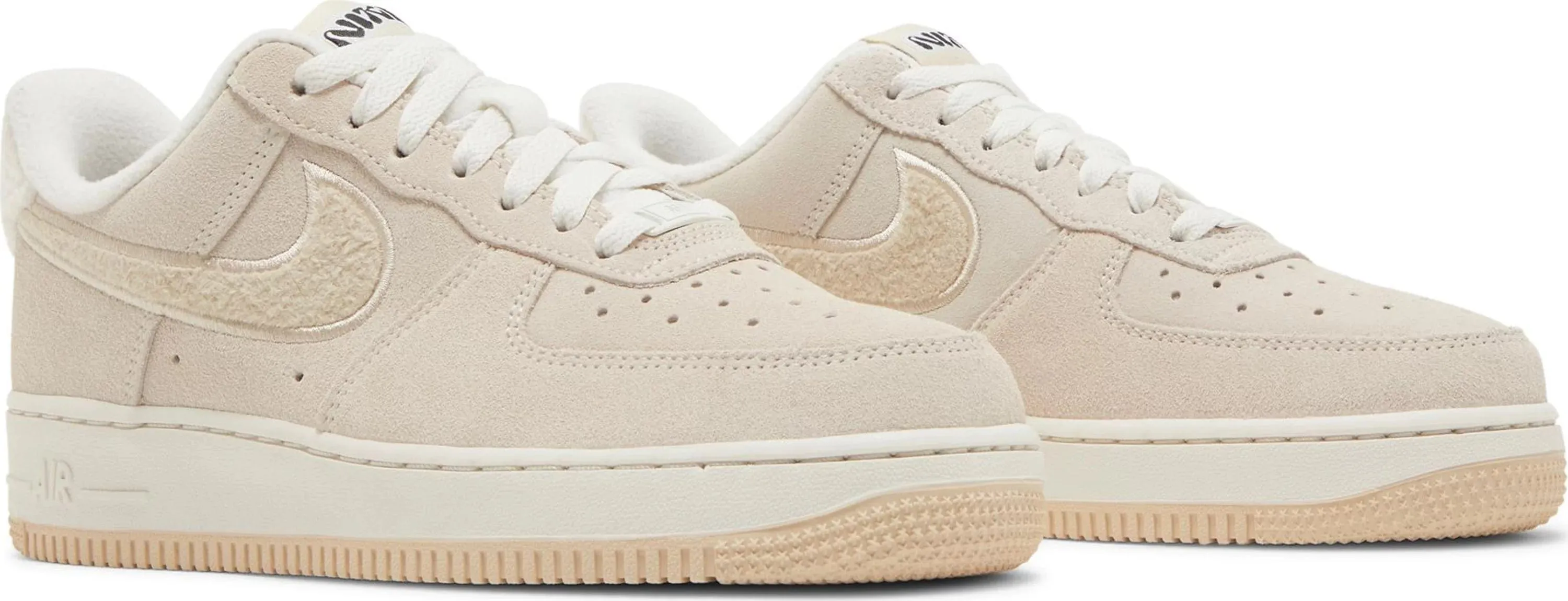 Nike Air Force 1 Low '07 SE Sanddrift Gum Fleece (W)