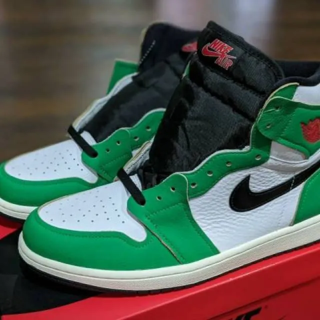 W nike air jordan 1 retro high og lucky green